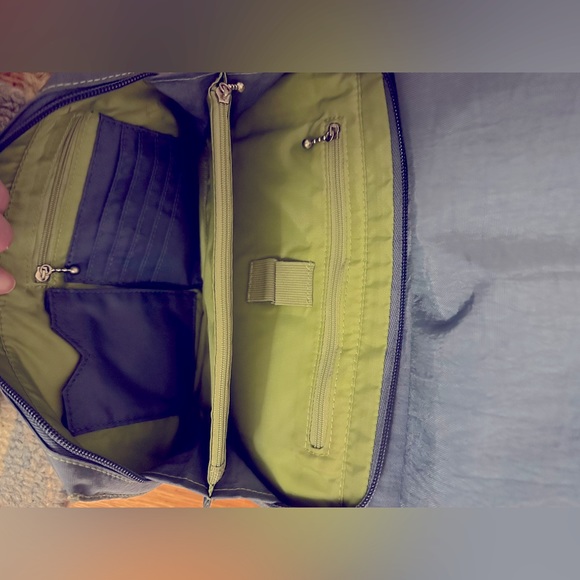 Baggallini Blue/Lime Nylon Multi-Pocket Crossbody Bag w/ Detachable Change Purse - Picture 15 of 15